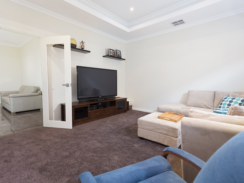 4 Redheart Way, Beeliar WA 6164