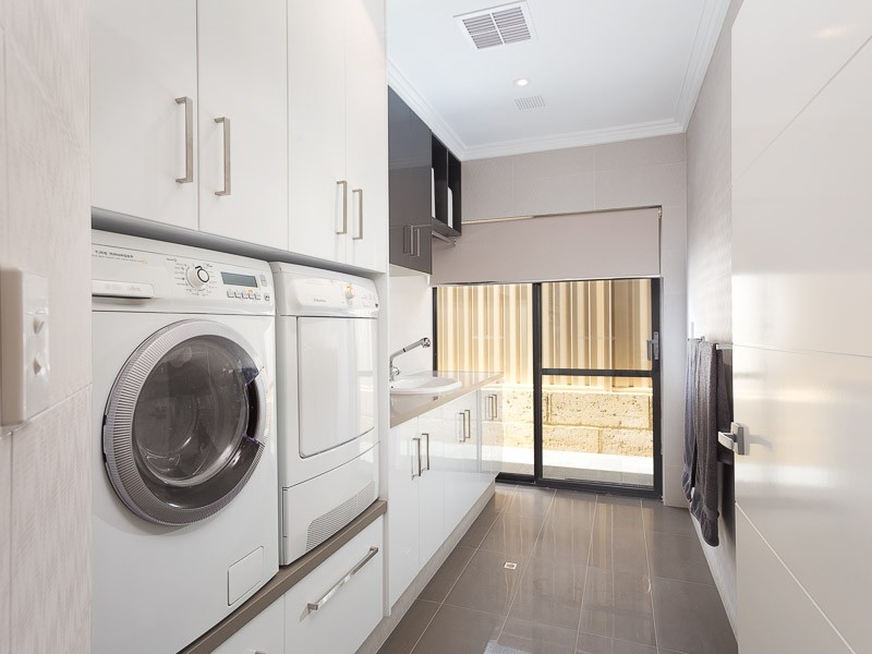 4 Redheart Way, Beeliar WA 6164