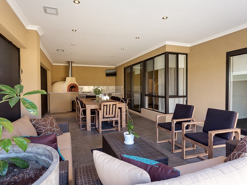 4 Redheart Way, Beeliar WA 6164