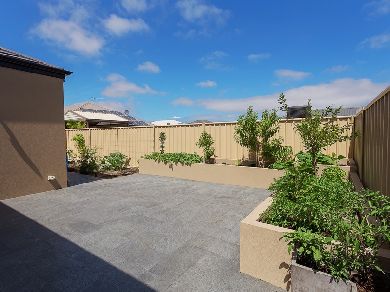 4 Redheart Way, Beeliar WA 6164