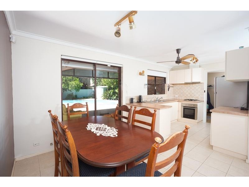 41 Hibbertia Crescent, Riverton WA 6148