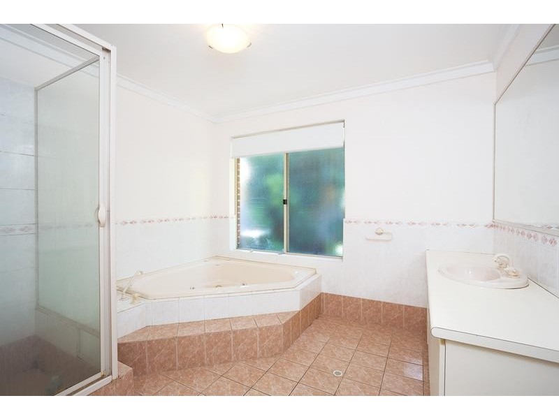 41 Hibbertia Crescent, Riverton WA 6148