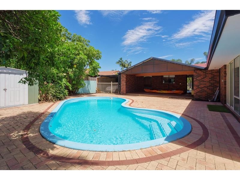 41 Hibbertia Crescent, Riverton WA 6148