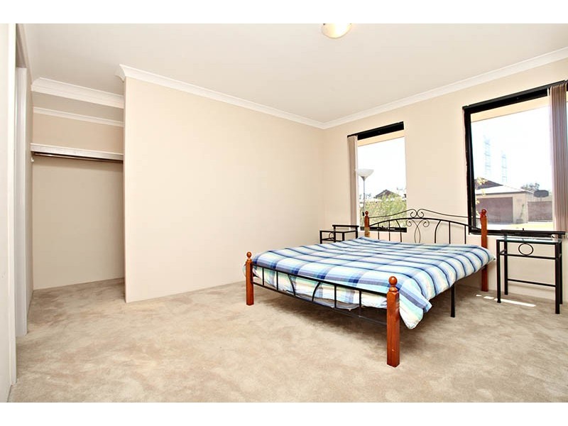 16 Kesiya Turn, Aubin Grove WA 6164