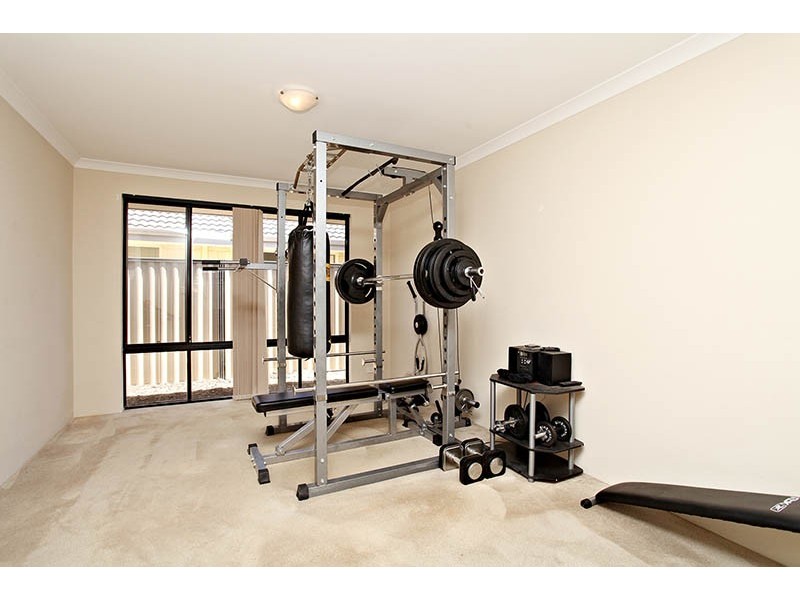 16 Kesiya Turn, Aubin Grove WA 6164