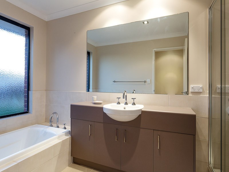 7 Jersey Road, Oakford WA 6121