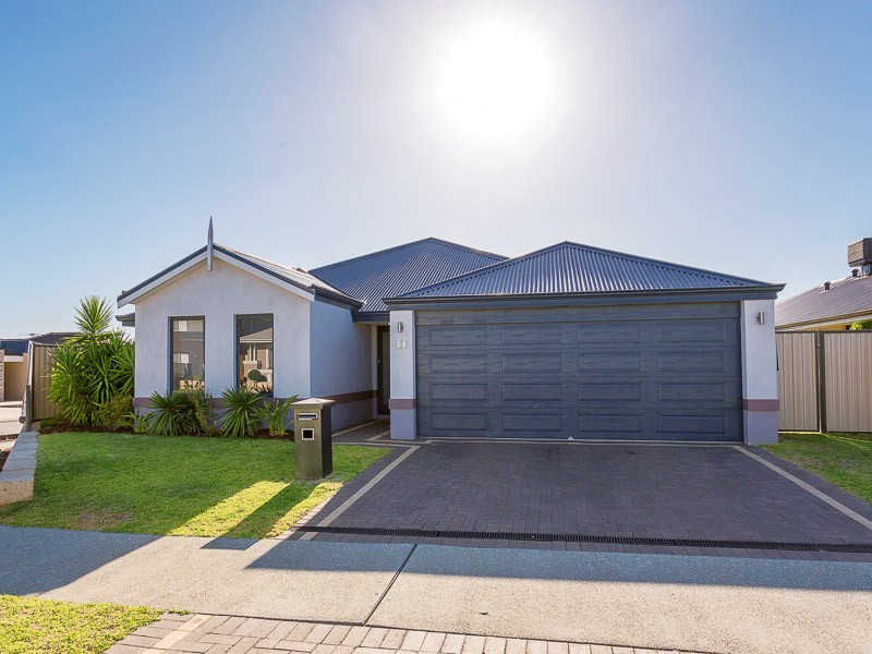 34 Belmore Bend, Aubin Grove WA 6164