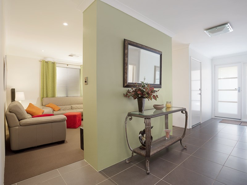 34 Belmore Bend, Aubin Grove WA 6164