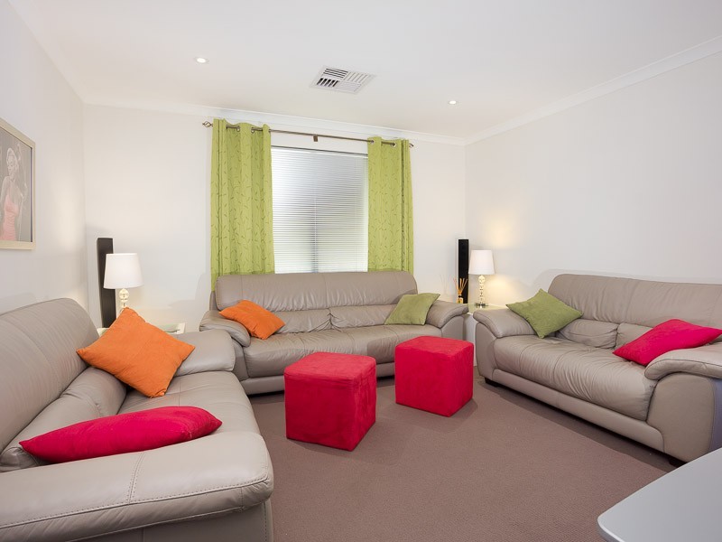 34 Belmore Bend, Aubin Grove WA 6164