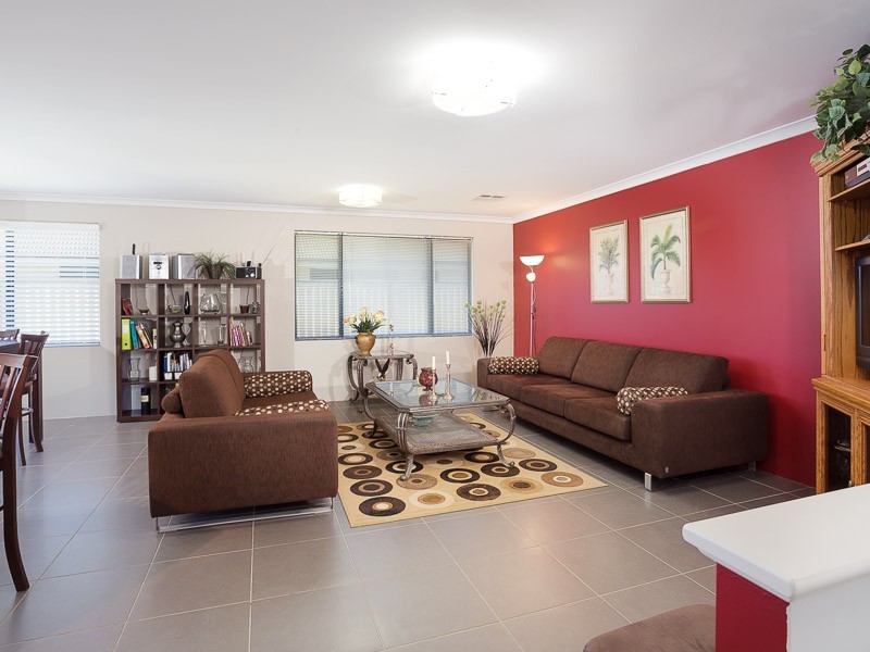 34 Belmore Bend, Aubin Grove WA 6164
