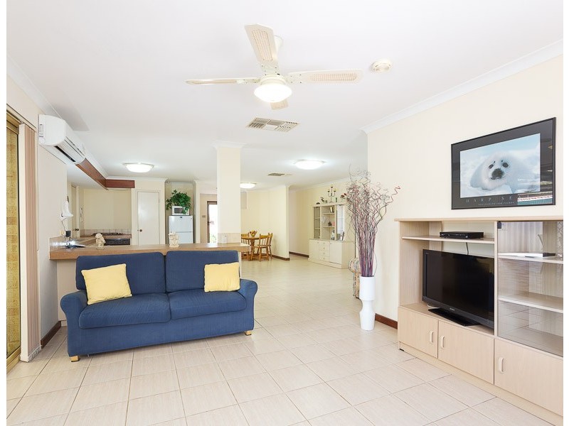 30 Conigrave Road, Yangebup WA 6164