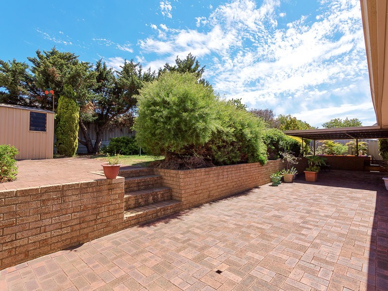 30 Conigrave Road, Yangebup WA 6164