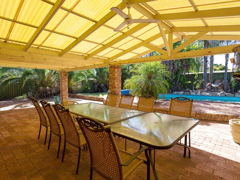 11 Todd Place, Huntingdale WA 6110