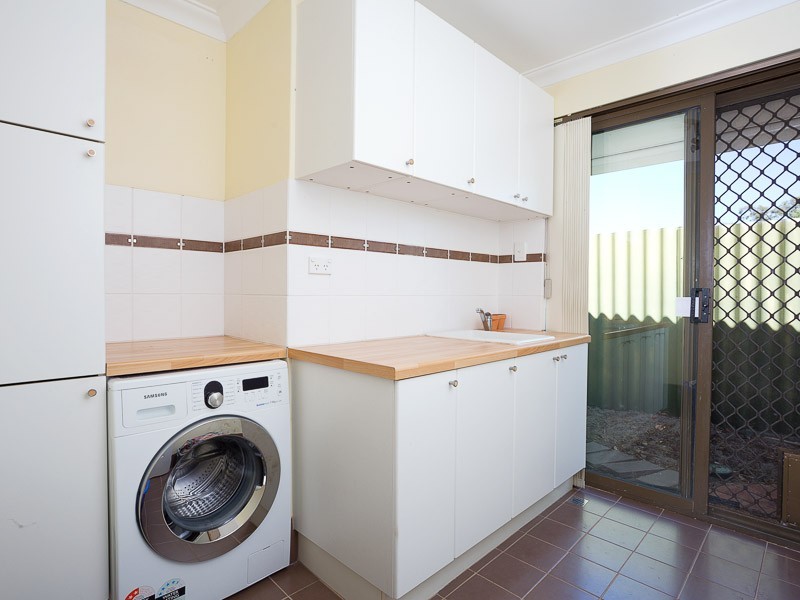 11 Todd Place, Huntingdale WA 6110