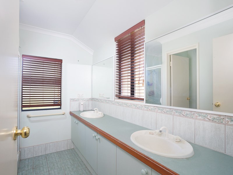 2 Bittern Lane, Beeliar WA 6164