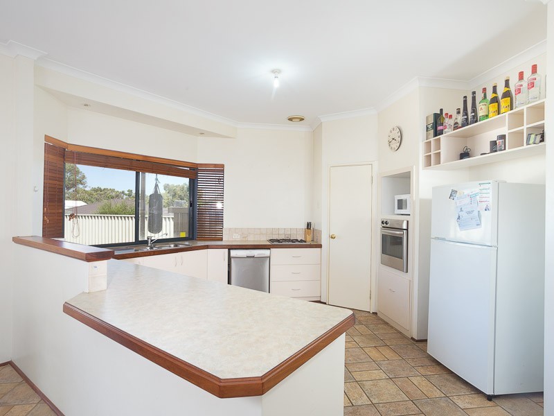 2 Bittern Lane, Beeliar WA 6164
