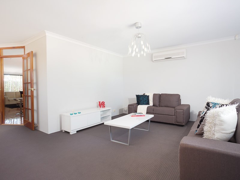 12 Touchell Retreat, Atwell WA 6164