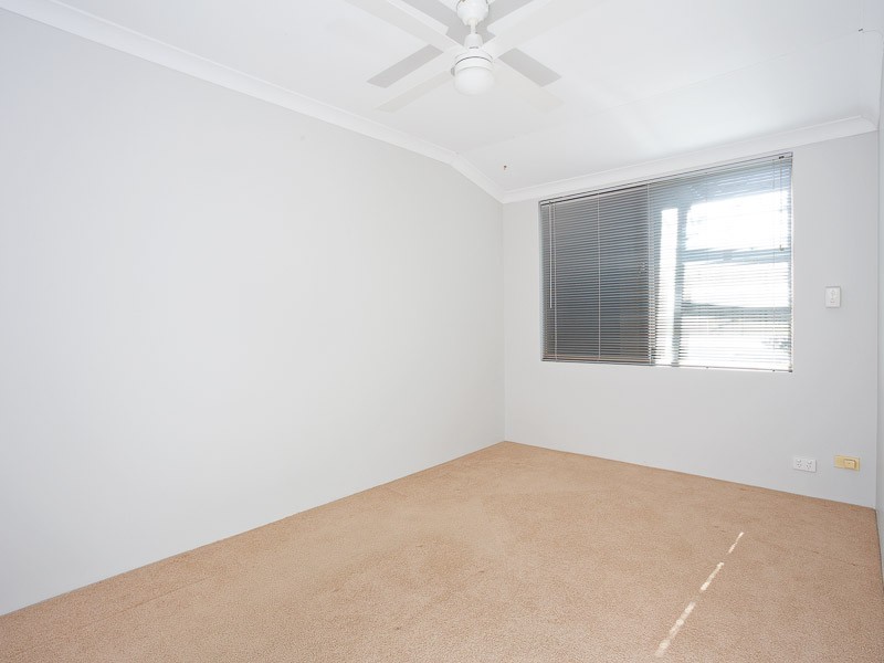 12 Touchell Retreat, Atwell WA 6164