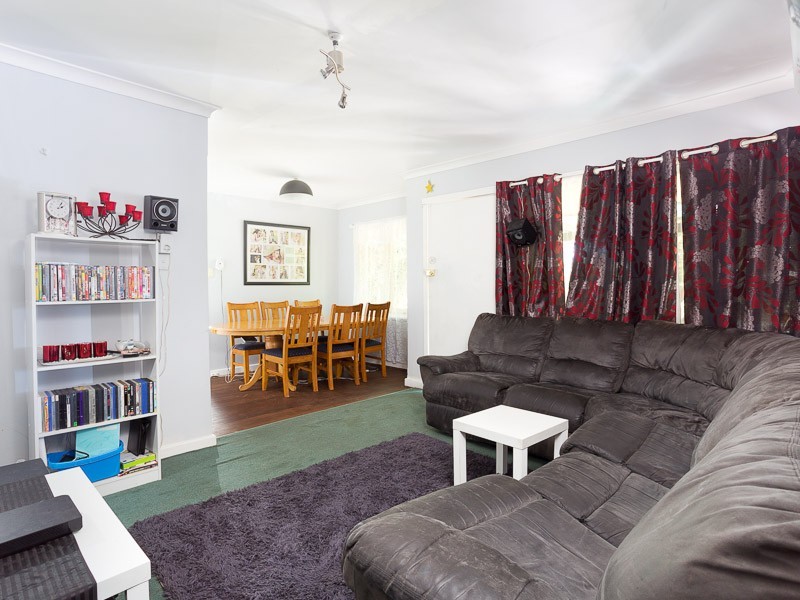 4 Tijuana Road, Armadale WA 6112