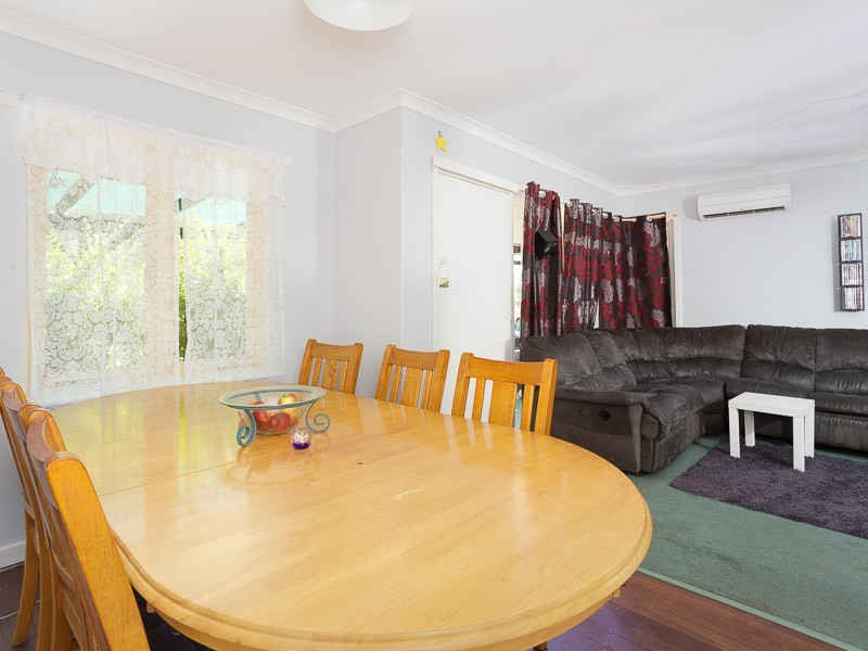 4 Tijuana Road, Armadale WA 6112