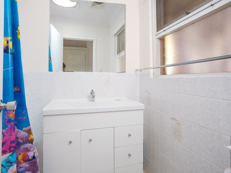 4 Tijuana Road, Armadale WA 6112