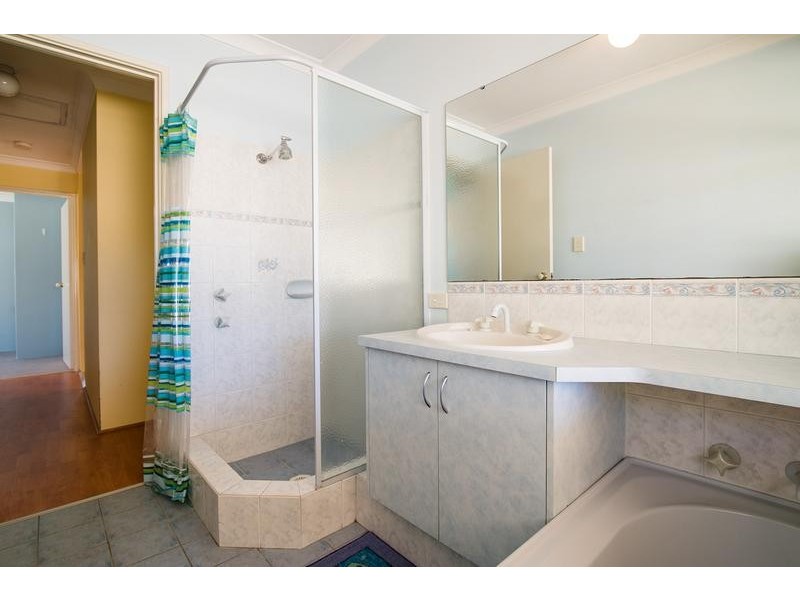21 Beedelup Loop, Bibra Lake WA 6163