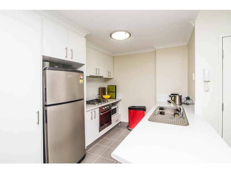 2/30 Malata Crescent, Success WA 6164