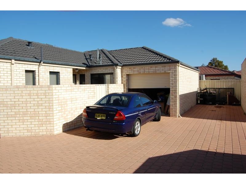 4D Salina Way, Yangebup WA 6164