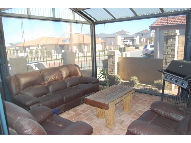 4D Salina Way, Yangebup WA 6164