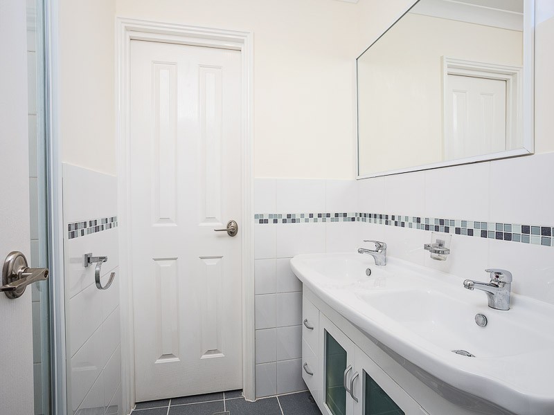 15A Hutchings Way, Kardinya WA 6163