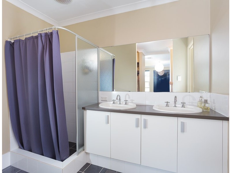 49 Kesiya Turn, Aubin Grove WA 6164