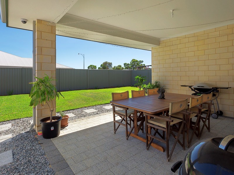 57 Drysdale Gardens, Wandi WA 6167