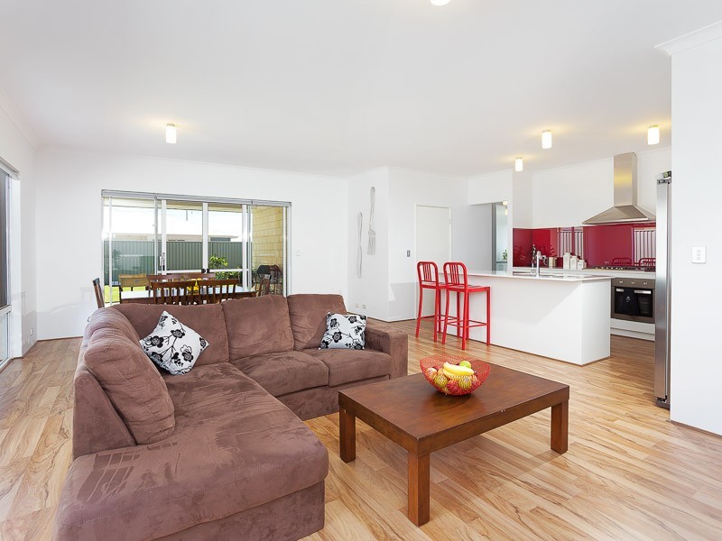 57 Drysdale Gardens, Wandi WA 6167