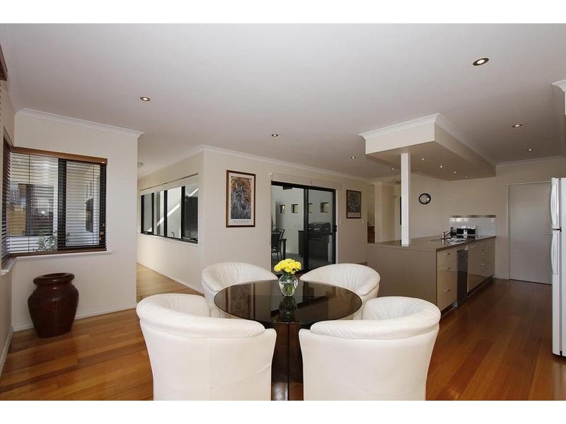 2/60 Spinnaker Heights, Yangebup WA 6164