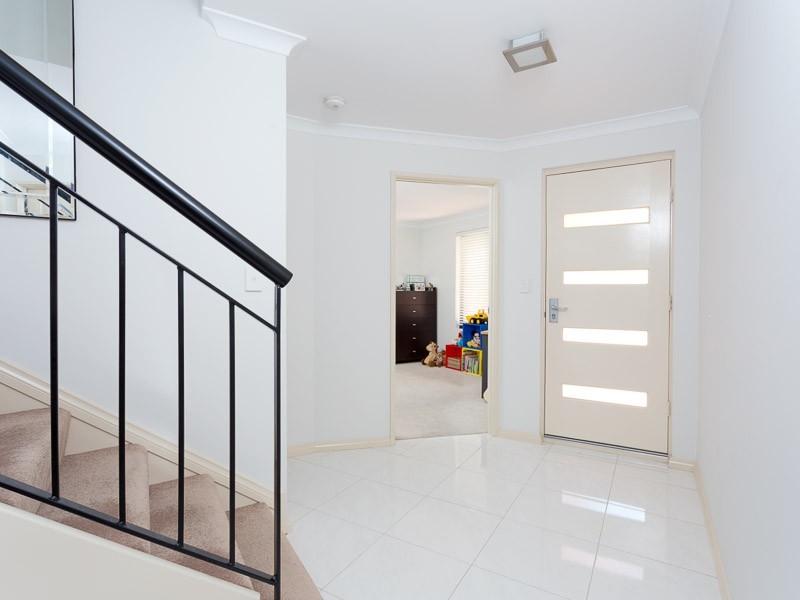2/22 Dolphin Way, Yangebup WA 6164