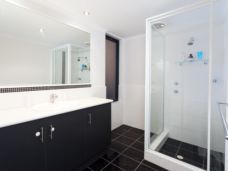 2/22 Dolphin Way, Yangebup WA 6164