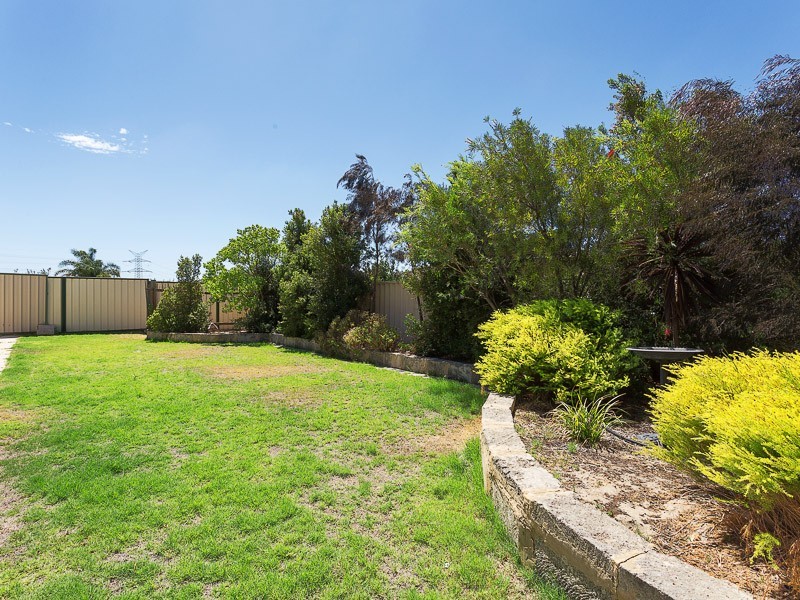 35 Sciano Ave, Success WA 6164