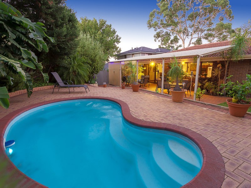 9 Marchant Drive, Bibra Lake WA 6163