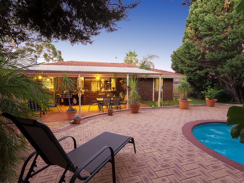 9 Marchant Drive, Bibra Lake WA 6163