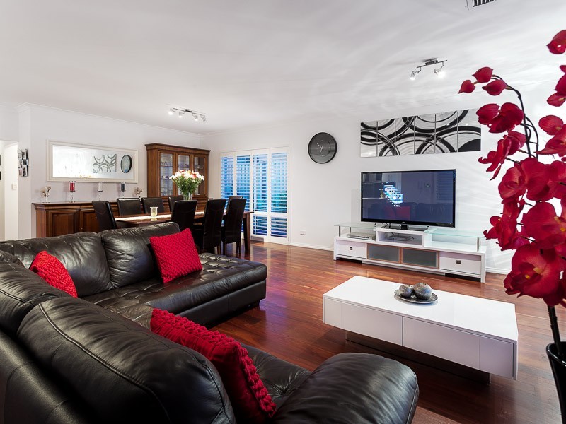 37 Belmore Bend, Aubin Grove WA 6164