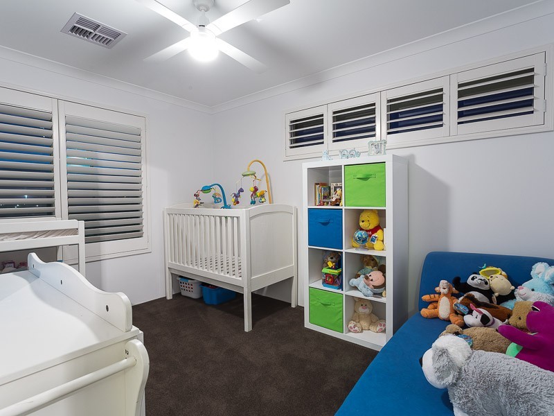 37 Belmore Bend, Aubin Grove WA 6164