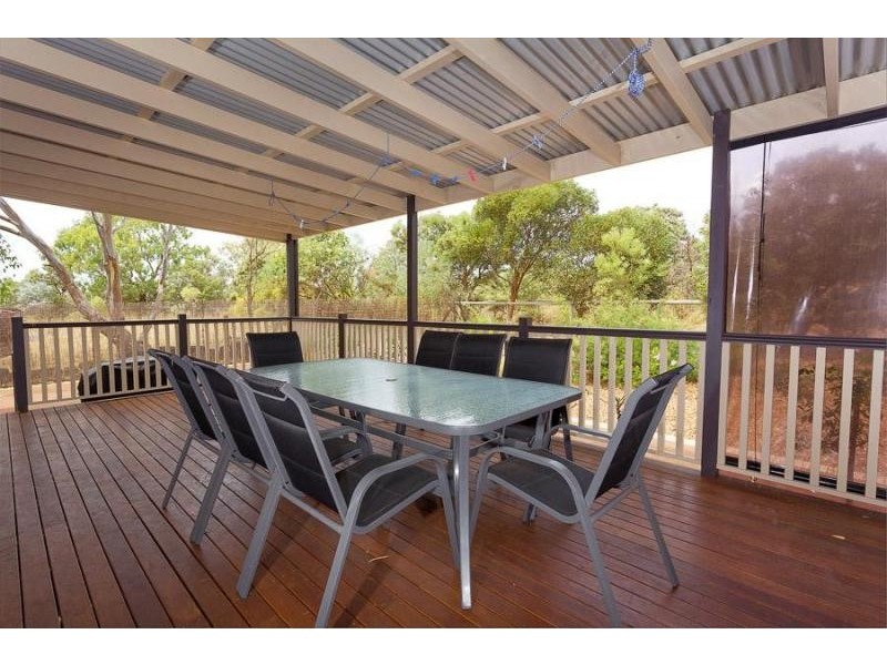 34 Stefanelli Close, Wandi WA 6167