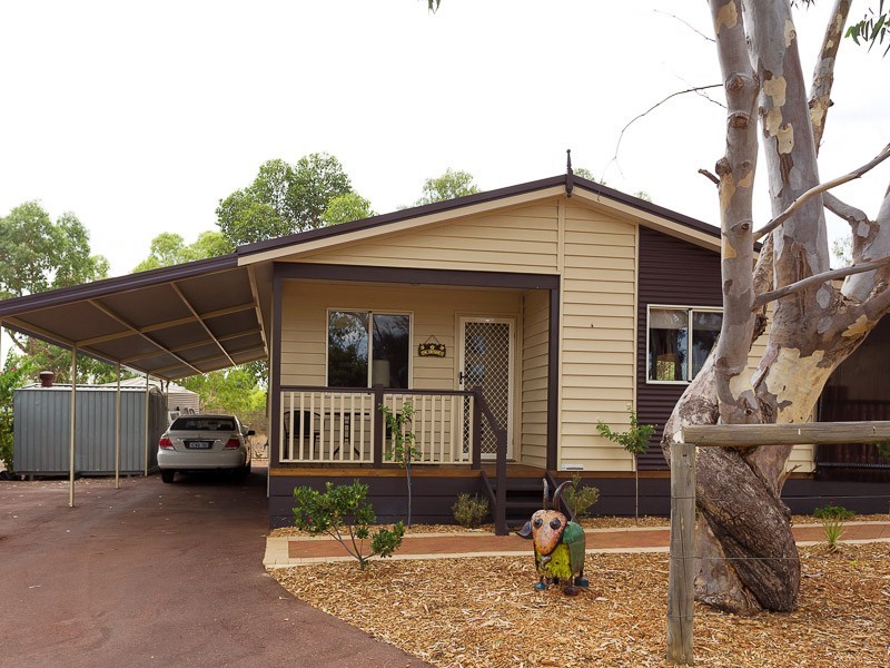 34 Stefanelli Close, Wandi WA 6167