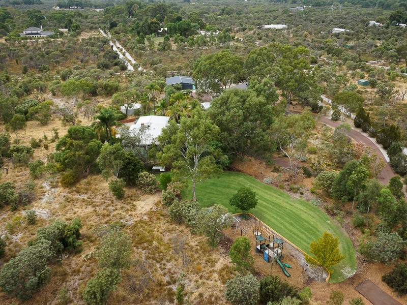 34 Stefanelli Close, Wandi WA 6167