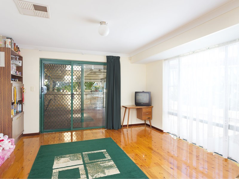 4 Imandra Circuit, Success WA 6164