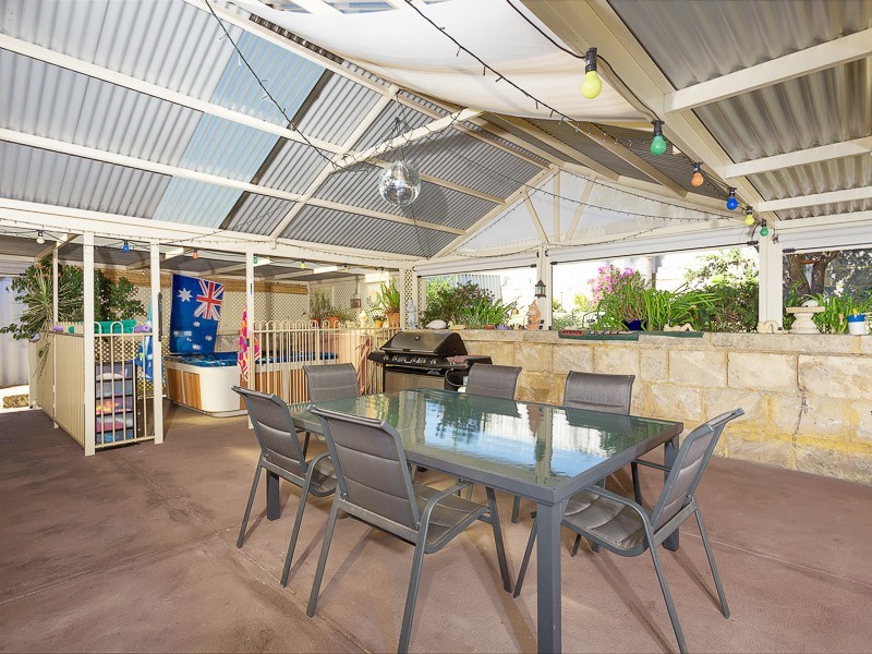 4 Imandra Circuit, Success WA 6164