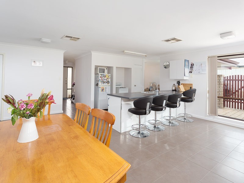 32 Seagull Way, Yangebup WA 6164