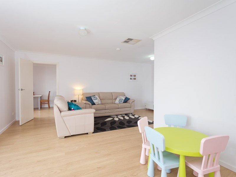 32 Seagull Way, Yangebup WA 6164