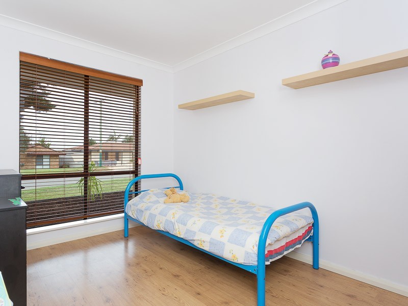32 Seagull Way, Yangebup WA 6164