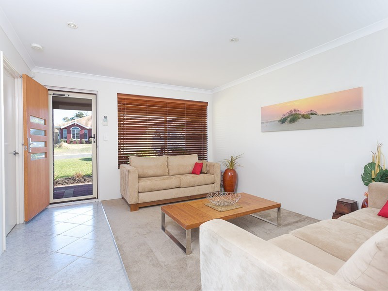 17 Ranunculus Court, Beeliar WA 6164